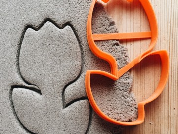 Форма д/печенья “Тюльпан” 13см