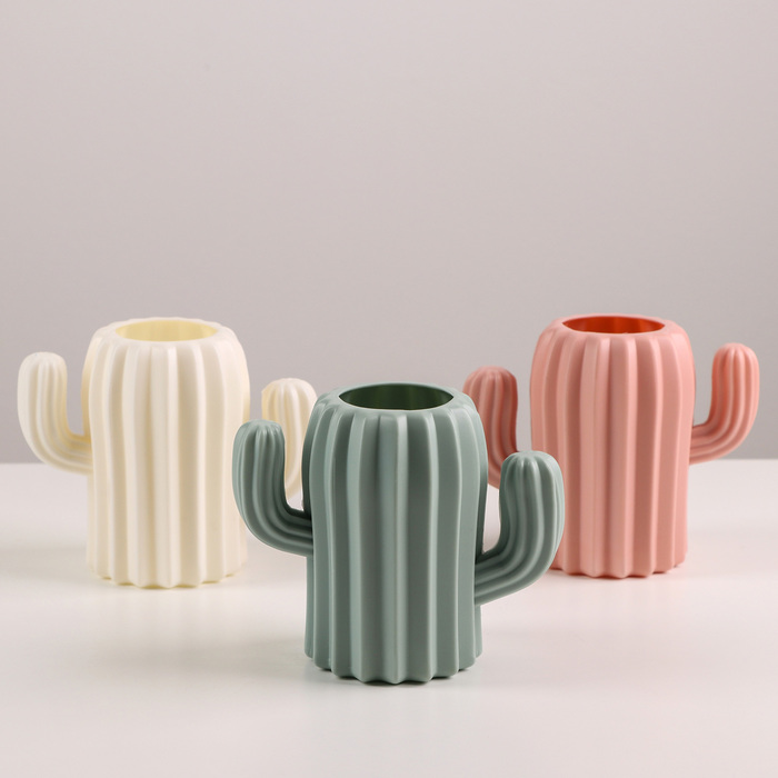 Ваза д/цветов “Кактус”, пластик