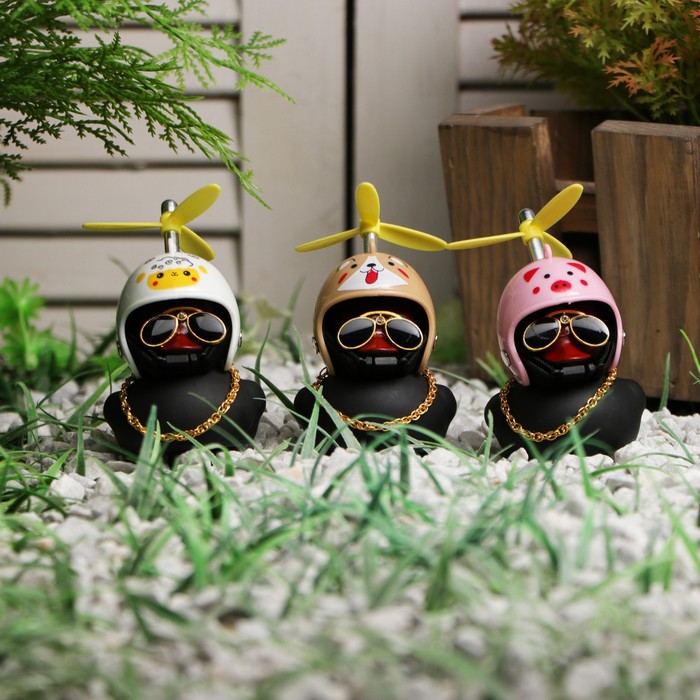 Утка с пропеллером, цвет черный