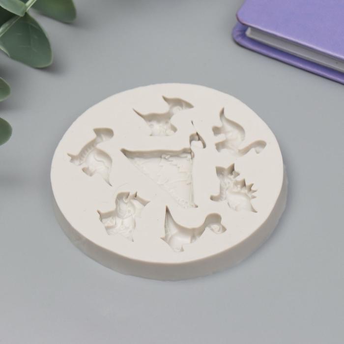 Молд силикон “Динозаврики и вулкан” 7 предметов 1х7,3х7,3 см